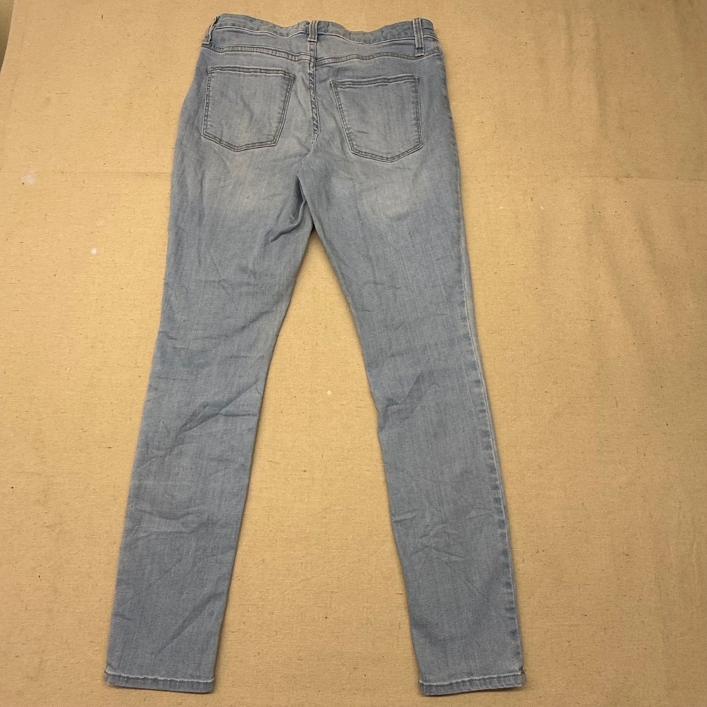 Universal Thread‎ Womens High Rise Skinny Jeans Light Wash Blue Denim 6/28R - Picture 2 of 10